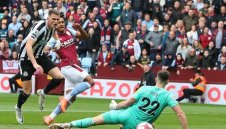 Вила няма спиране! Бирмингамци отнесоха и Нюкасъл с 3:0