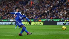 Лестър преби слабия Тотнъм с 4:1 у дома