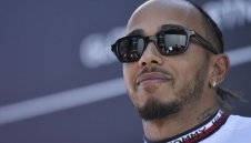 Хамилтън не прави драма от слабия сезон