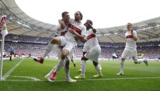 Щутгарт обърна Хамбургер и се измъкна от блатото