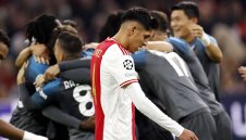 Наполи унизи Аякс насред Амстердам - 6:1!