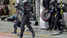 Повече спирания в бокса във Формула 1 догодина