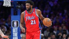 Оперираха Джоел Ембийд, аут е за поне 4 седмици