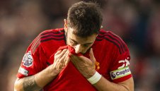 Искат извинение от Фулъм заради подигравки срещу Бруно