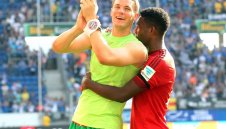 Другият живот на Мануел Нойер + ВИДЕО