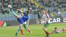 От 15 години България няма три поредни победи