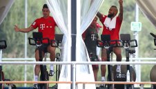 Крал Артур(о) и бившата на Хамес имат еднакви копнежи