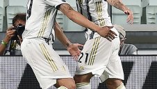 Игуаин запазва заплатата си от Юве и в Интер Маями