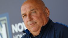 Треньорът на Левски търси мъст срещу Славия