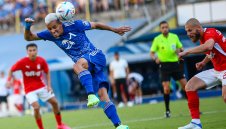 Швейцарски съдии за Левски в Европа