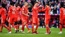 Екшън с 8 рани! Байерн с "крилат" бой над "братовчеди" 