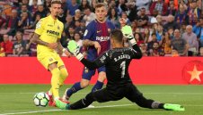 Евертън пробва да вземе Люка Дин 