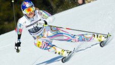 Линдзи Вон води след първия манш на гигантския слалом в Оре