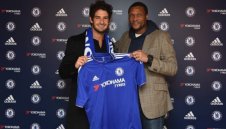 ОФИЦИАЛНО: Челси привлече Пато