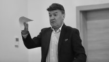 Лудогорец, Ботев и Локо също отдадоха почит на Боби Михайлов