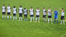 Бразилецът Джовани подсилва "смърфовете"