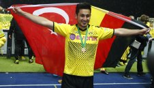 Милан подгони Гюндоган