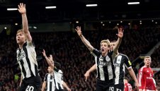 Пълен кошмар за историята! Нюкасъл попиля Ман Юнайтед насред „Олд Трафорд“