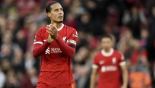 Напуска ли Ливърпул? Ван Дайк каза истината