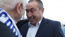 Код "червено" на "Герена": Левски съди Мъри Стоилов