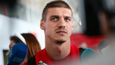 Десподов: Изкуственият терен изравнява силите с ХИК