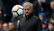 Моуриньо е като Мейуедър, има само два проблема