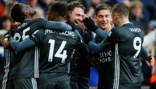 Никой няма да напусне Лестър през януари