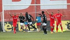 Драма! 10 от ЦСКА подчиниха "царете" в 93-ата минута