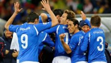 Италия пак се мъчи на старта - 1:1 с Парагвай