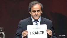 Изписаха Платини от болницата