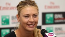 Шарапова подчини Иванович и се изправя срещу Винъс