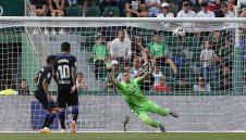 Атлетико се издъни срещу слабак №1 и остана зад Реал