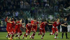 Севиля елиминира Бетис от Лига Европа след драма с дузпи
