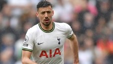 Тотнъм купува Клеман Ленгле