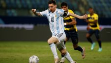 Меси е на гол от рекорд на Пеле