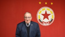 Една легенда на 75: Димитър Пенев празнува рожден ден