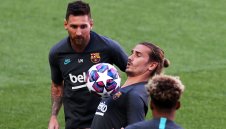 И Гризи се моли Меси да остане в Барса