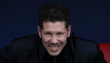 Чоло отнесе наказание за 3 мача заради саркастично аплодиране