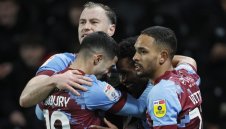 Бърнли е все по-близо до завръщане във Висшата лига