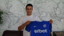 Сезонът за Мишо Александров приключи. Не успя да запише нито един мач за Арда