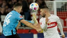 Две от сензациите в Бундеслигата не се победиха