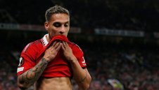 Скоулс нарече Антъни "клоун" след тъпотиите му от снощи + ВИДЕО