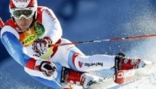 Карло Янка води след първия манш в гигантския слалом