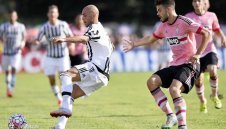 Странно: Юве дава Дзадза на Уест Хем