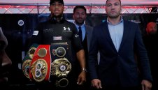 Обрат! Джошуа се свърза с Кобрата за мач