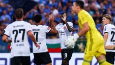 Айнтрахт резна отново ПСЖ за Муани