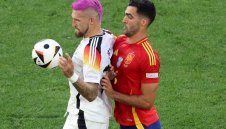 Леверкузен удължи договора на германски национал