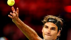Федерер детронира шампиона Майер в Хале и е на 1/2-финал