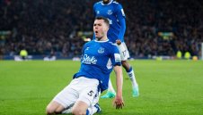 Нова издънка! Тотнъм изпусна победата и срещу Евертън в края