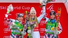 Секси Линдзи с трети требъл в Лейк Луис